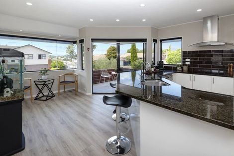 Photo of property in 47 Simmental Crescent, Somerville, Auckland, 2014