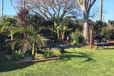 Photo of property in 5 Third Avenue, Orere Point, Papakura, 2585