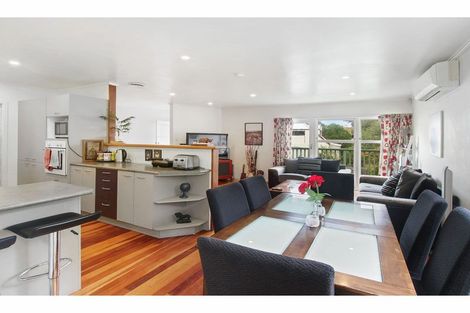 Photo of property in 1/19 Gazelle Avenue, Beach Haven, Auckland, 0626