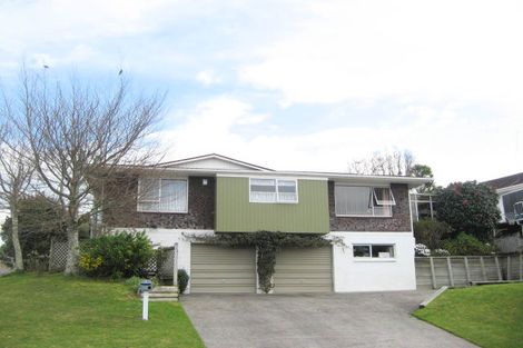 Photo of property in 1 Cabot Place, Frankleigh Park, New Plymouth, 4310