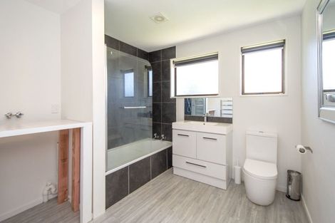 Photo of property in 1/64 Manurere Street, Hei Hei, Christchurch, 8042