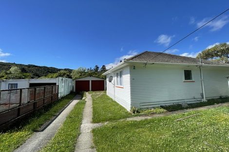 Photo of property in 151 Hine Road, Wainuiomata, Lower Hutt, 5014
