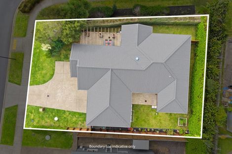Photo of property in 1 Malbec Place, Huapai, Kumeu, 0810