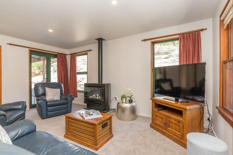 Photo of property in 24 Cornwall Street, Arrowtown, 9302