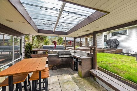 Photo of property in 17 Kingsway Crescent, Forest Lake, Hamilton, 3200