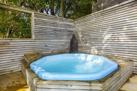 Photo of property in 1 Wyndham Road, Pinehaven, Upper Hutt, 5019