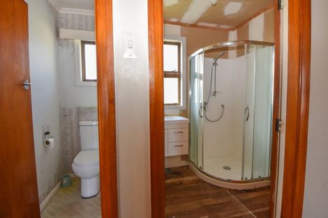 Photo of property in 13 Diamond Street, Carterton, 5713