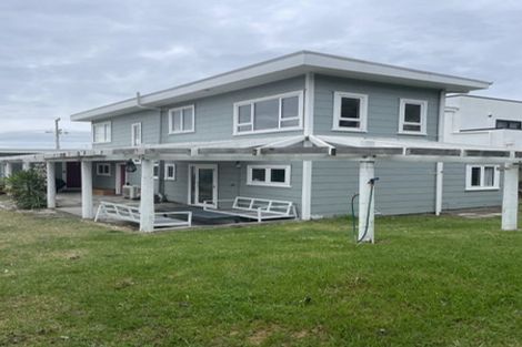 Photo of property in 4 Hunia Terrace, Himatangi Beach, Foxton, 4891