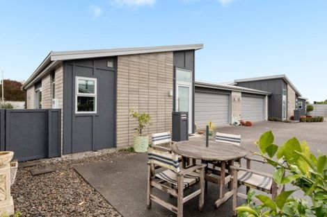 Photo of property in 5 Lennon Way, Papamoa Beach, Papamoa, 3118