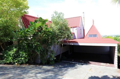 Photo of property in 111 Sunset Road, Totara Vale, Auckland, 0632