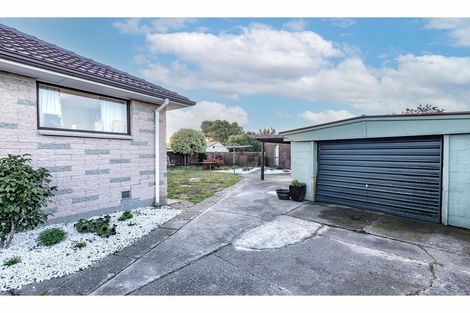 Photo of property in 11 Quebec Place, Wainoni, Christchurch, 8061