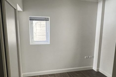 Photo of property in Fountain Court, 8/48 Oriental Parade, Oriental Bay, Wellington, 6011