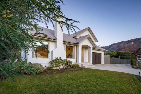 Photo of property in 72a Meadowstone Drive, Wanaka, 9305