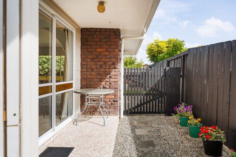 Photo of property in 12a Cecil Place, Cloverlea, Palmerston North, 4412