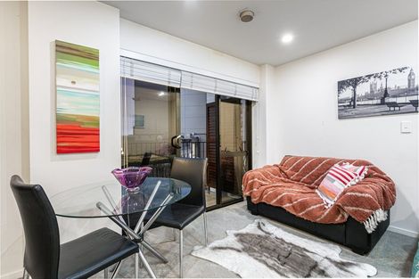 Photo of property in The Silo Apartments, 9g/23 Emily Place, Auckland Central, Auckland, 1010