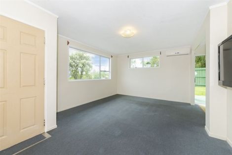 Photo of property in 1/15 Seabar Place, Glen Eden, Auckland, 0602