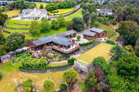 Photo of property in 76 Brick Bay Drive, Sandspit, Warkworth, 0982