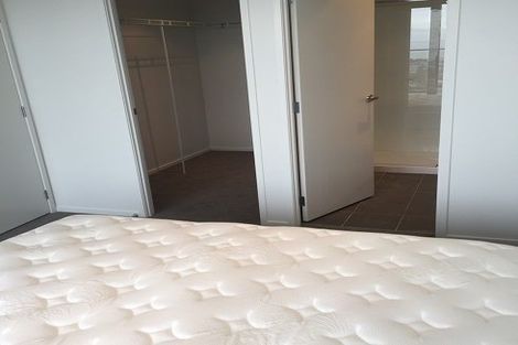 Photo of property in Queen's Residences, 2501/8 Airedale Street, Auckland Central, Auckland, 1010