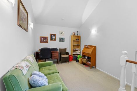 Photo of property in 7 Westpeak Way, Otaki, 5512