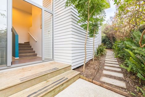 Photo of property in 144g Glengarry Road, Glen Eden, Auckland, 0602