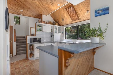 Photo of property in 21 Gordon Road, Plimmerton, Porirua, 5026