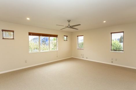 Photo of property in 25 Totara Street, Fendalton, Christchurch, 8041