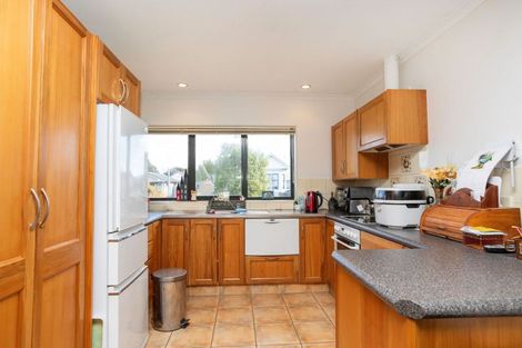 Photo of property in 45 Barraud Street, Dannevirke, 4930