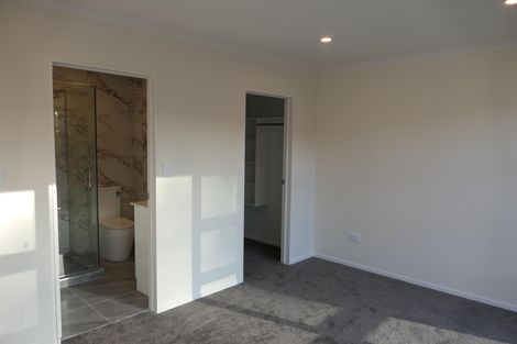 Photo of property in 19 Eastview Road, Glen Innes, Auckland, 1072