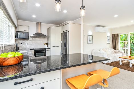 Photo of property in 10 Kavanagh Place, Opaheke, Papakura, 2113