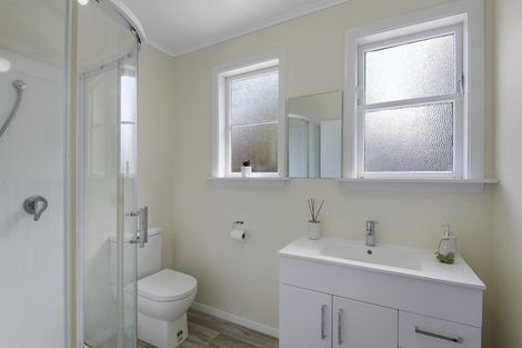 Photo of property in 15 Denvir Street, Strowan, Christchurch, 8052