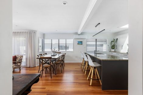 Photo of property in 9 Marie Avenue, Red Beach, 0932