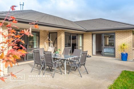 Photo of property in 33 Hildreth Street, Trentham, Upper Hutt, 5018