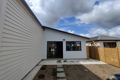 Photo of property in 1 Tributary Parade, Karaka, Papakura, 2113
