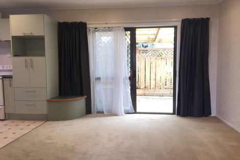 Photo of property in 39a Sturges Road, Henderson, Auckland, 0612