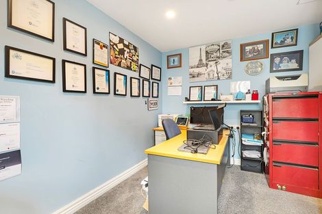 Photo of property in 297 Lake Terrace Road, Shirley, Christchurch, 8061