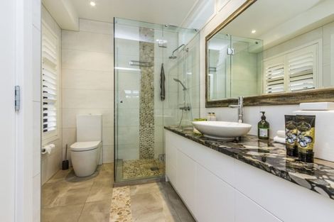 Photo of property in 2/2 Cecil Road, Milford, Auckland, 0620