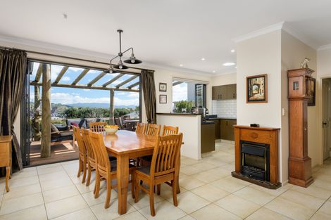 Photo of property in 50 La Colina Place, Bethlehem, Tauranga, 3110