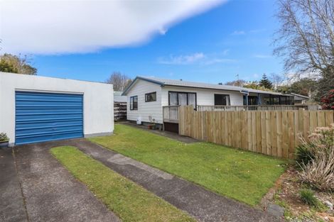 Photo of property in 3 Tainui Terrace, Inglewood, 4330