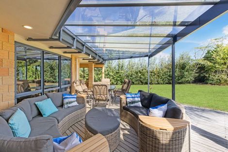 Photo of property in 12 Gleaming Place, Waiuku, 2123