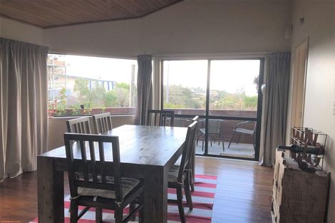 Photo of property in 1/14 Clematis Avenue, Murrays Bay, Auckland, 0630