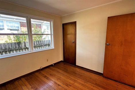 Photo of property in 44 Tiraumea Drive, Pakuranga, Auckland, 2010