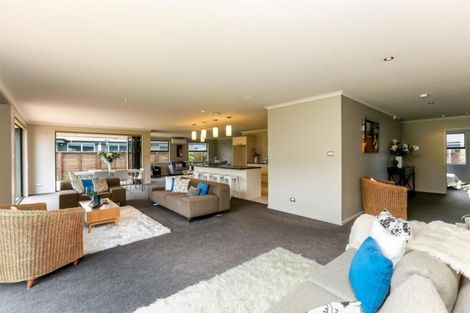Photo of property in 9 St Andrews Parkway, Waiwhakaiho, New Plymouth, 4312