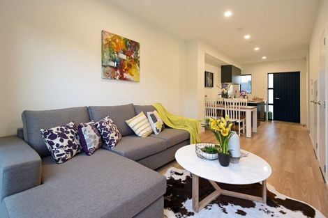 Photo of property in 11 Waru Lane, Te Atatu Peninsula, Auckland, 0610