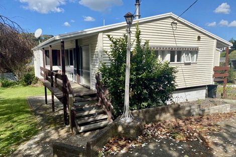 Photo of property in 7 Puflett Road, Havelock North, 4130