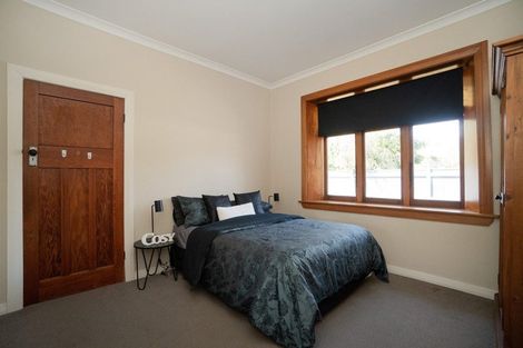 Photo of property in 21 Burns Avenue, Takaro, Palmerston North, 4412