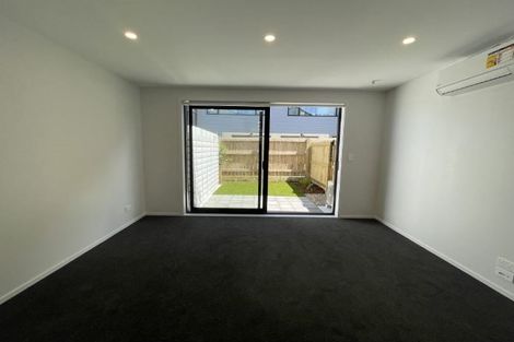 Photo of property in 9/3234 Great North Road, New Lynn, Auckland, 0600