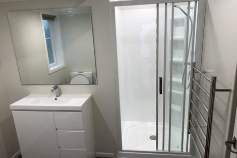 Photo of property in 196 Sydney Street West, Thorndon, Wellington, 6011