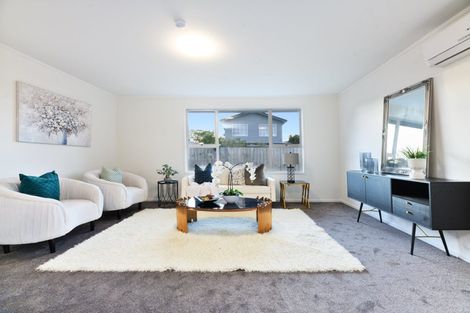 Photo of property in 31 Universal Drive, Henderson, Auckland, 0610