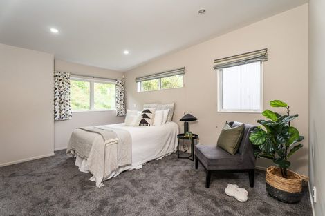 Photo of property in 36h Erlestoke Crescent, Churton Park, Wellington, 6037