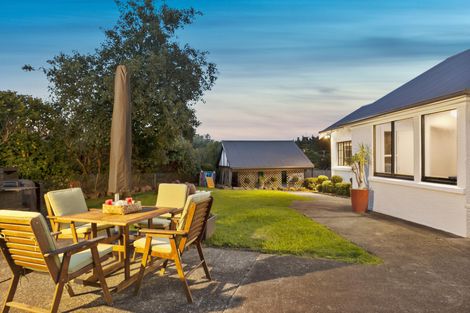 Photo of property in 855 State Highway 16, Waimauku, 0812